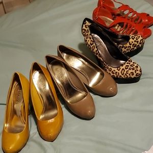 Get all 4 pair!! As is! 2 pair size 5 & 2 pair 5.5